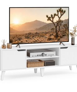 TV stand with adjustable shelf